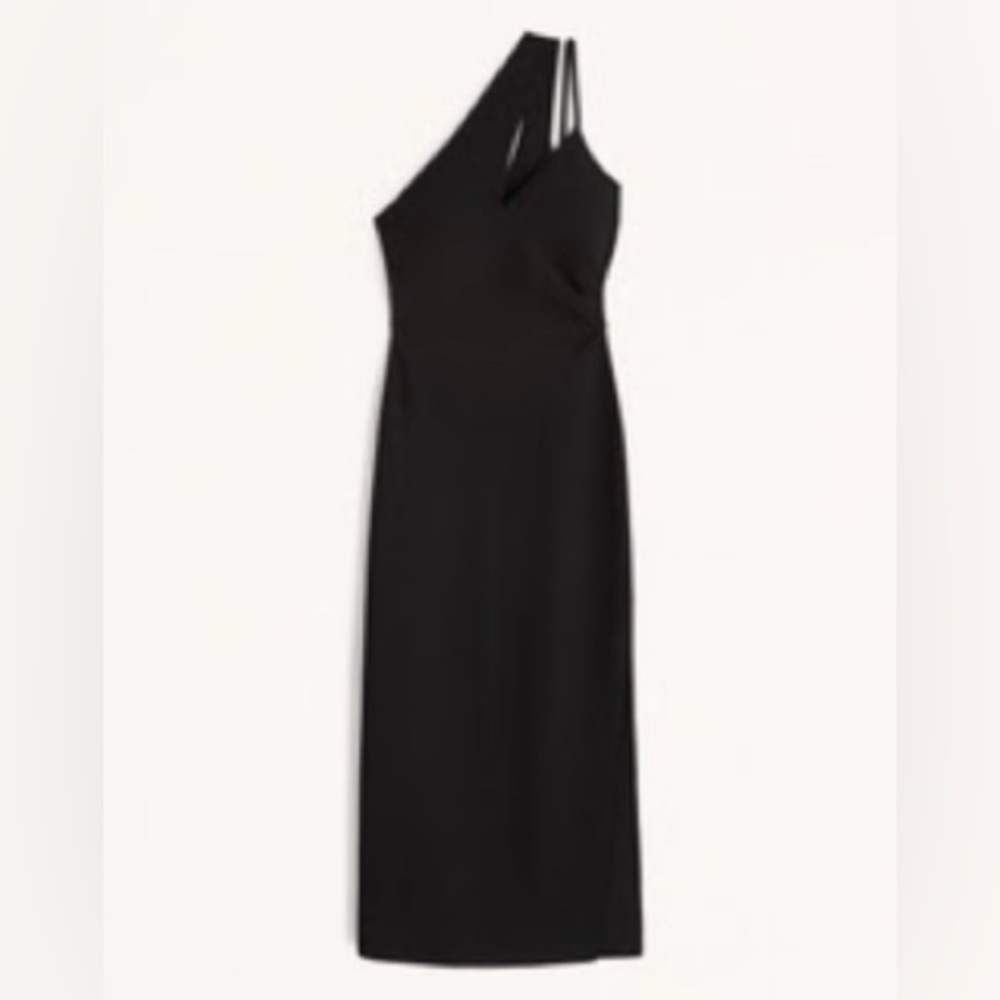 Abercrombie Asymmetrical Ruched Maxi
Dress
